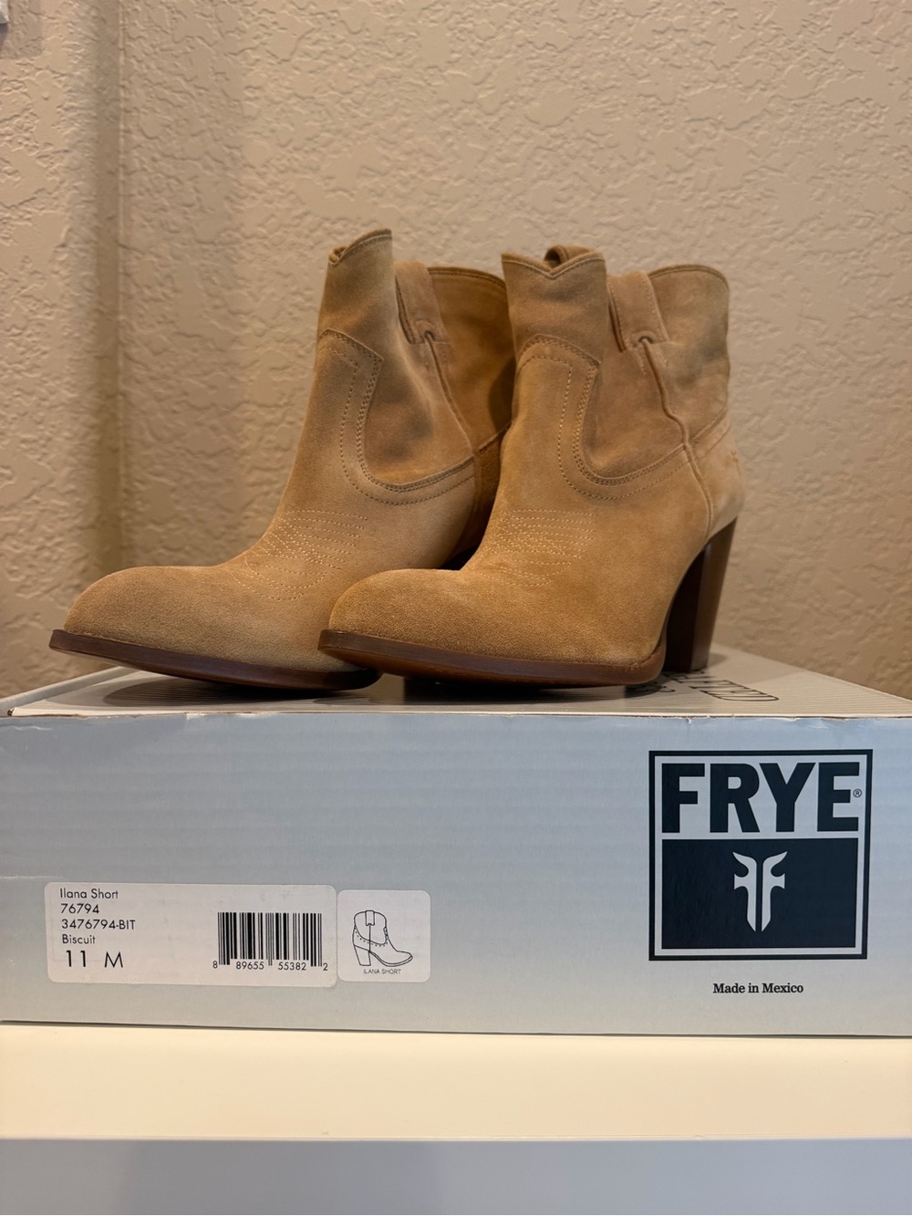 Frye Biscuit Suede Western Short Ankle Boots